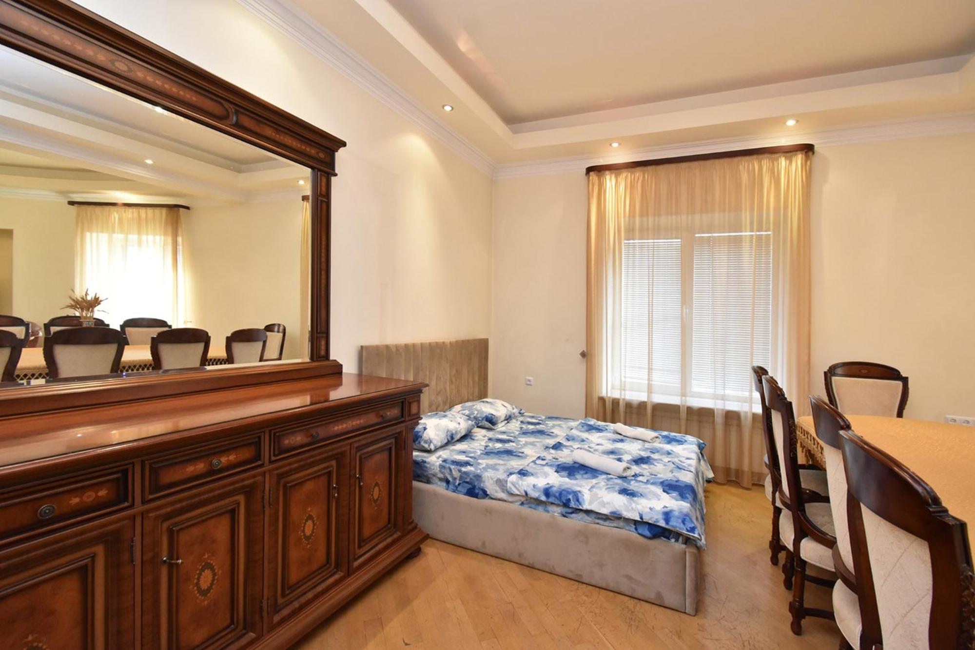 Amigo Guest Hostel Yerevan Exterior photo