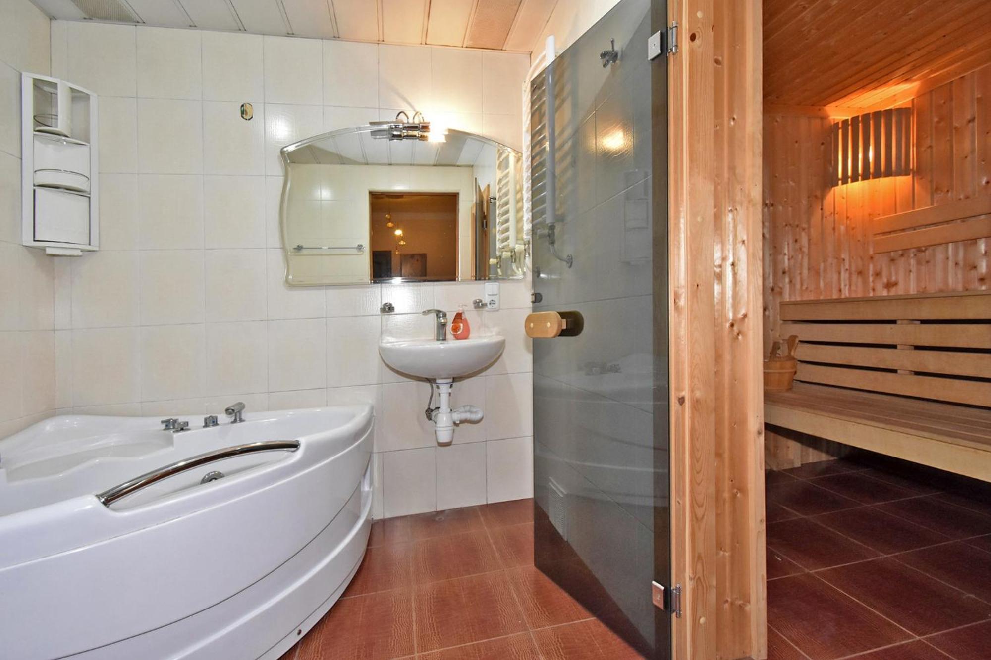 Amigo Guest Hostel Yerevan Exterior photo
